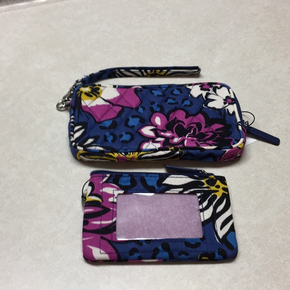 Vera Bradley tech case and ID case - Picture 1 of 8